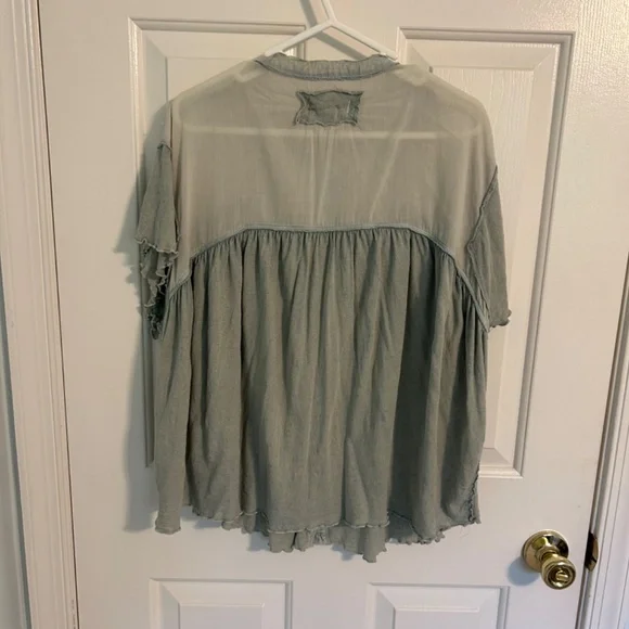 Free People - Picture 2 of 3